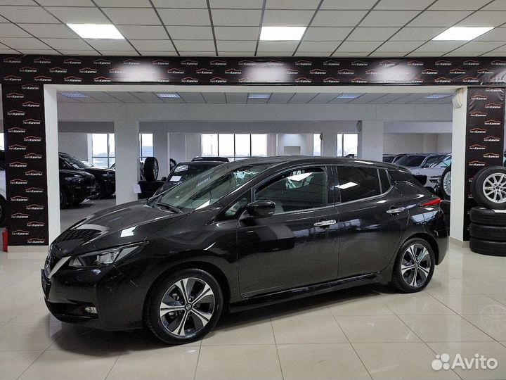 Nissan Leaf AT, 2021, 15 000 км