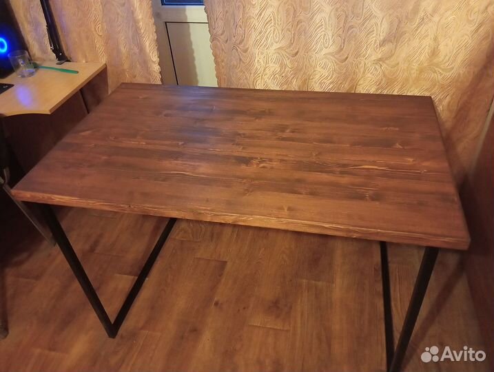 Стол из массива 120х60