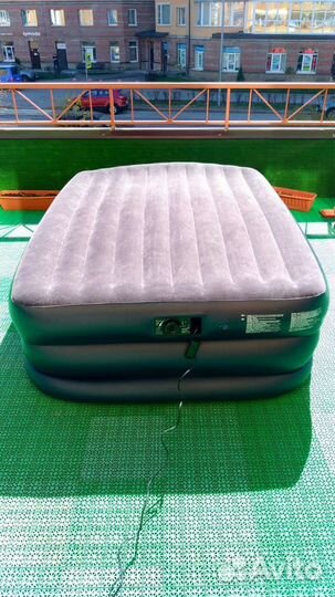 Надувной матрас intex