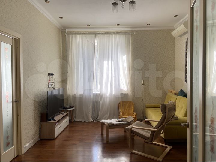 4-к. квартира, 82 м², 2/6 эт.