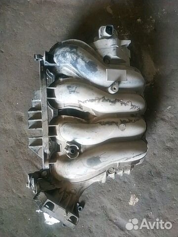 Впускной коллектор honda civic 5D 1.8