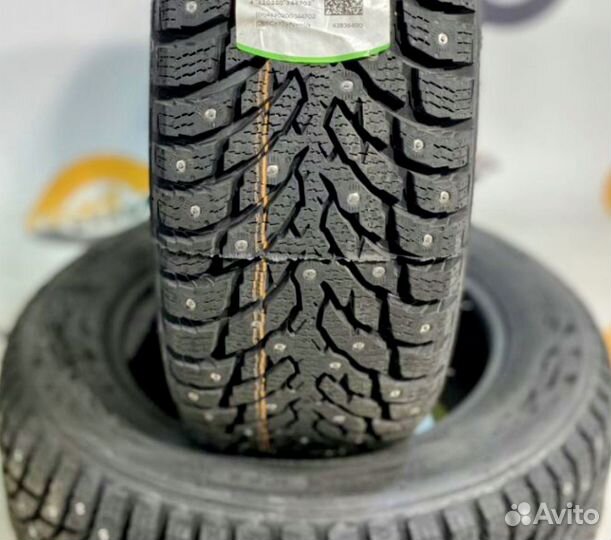 Ikon Tyres Autograph Ice 9 215/60 R16