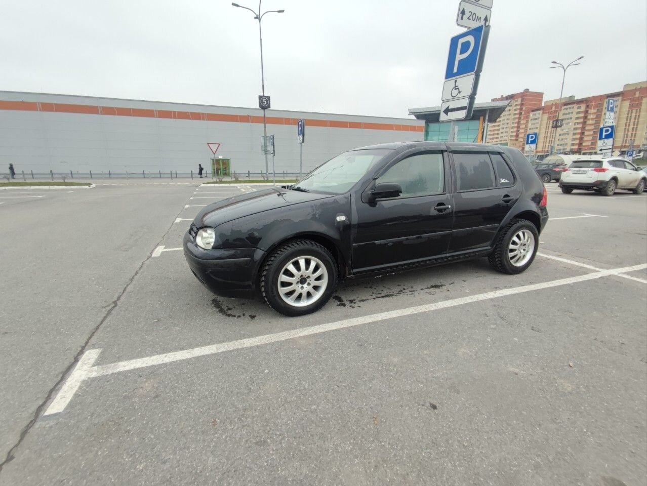 Volkswagen Golf: фото владельца
