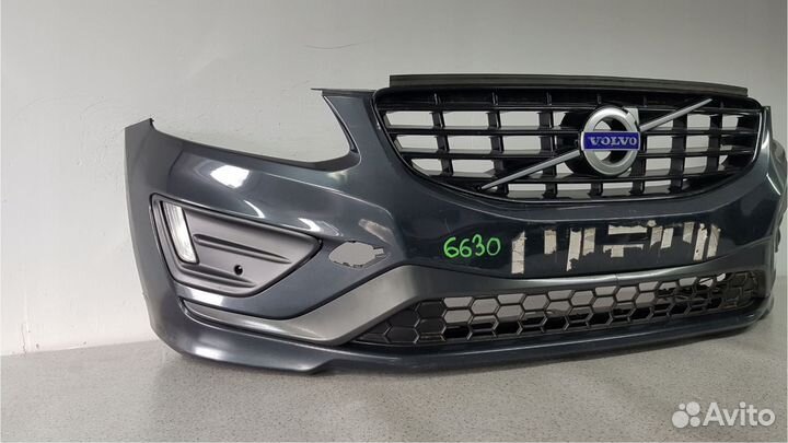 Volvo XC60 R-design 2013 - передний бампер