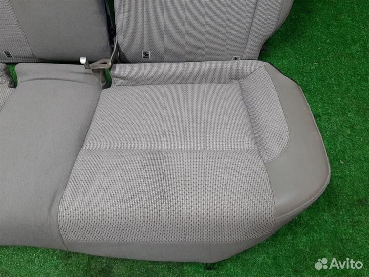 Сиденье заднее Subaru Forester SG/S11 2003