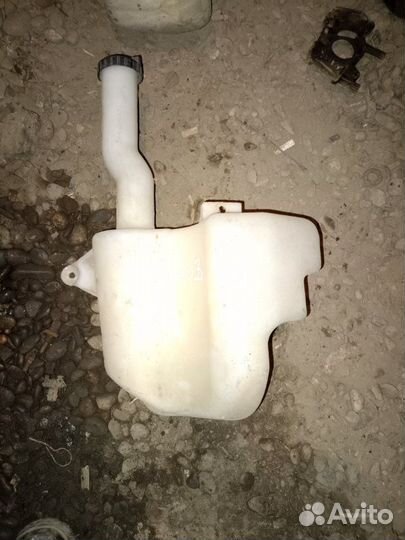 Бачок стеклоомывателя Ford Mondeo MK3