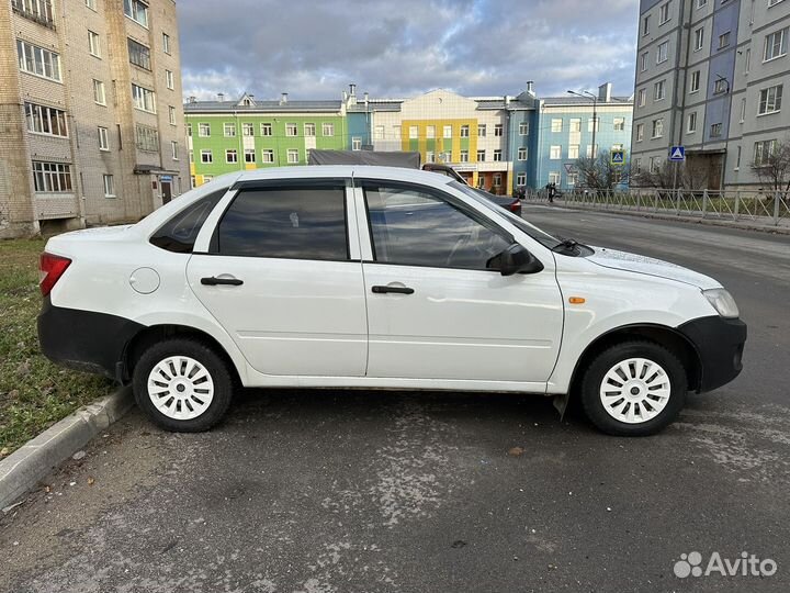 LADA Granta 1.6 МТ, 2012, 160 000 км