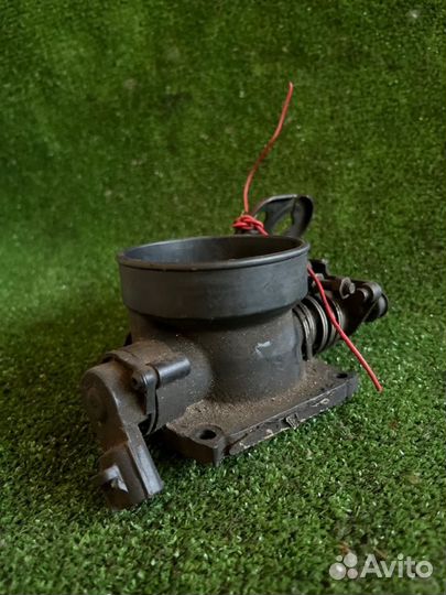 Дроссельная заслонка Ford Focus 1 универсал 1.8