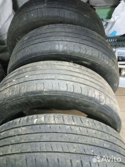 Kumho 722 215/60 R17