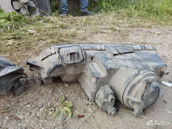 Фары для форд scorpio