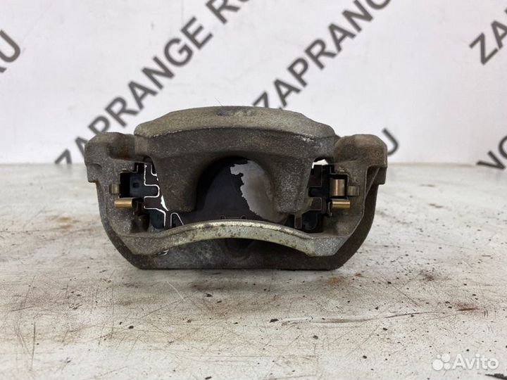 Суппорт тормозной задний левый Lexus Nx300H