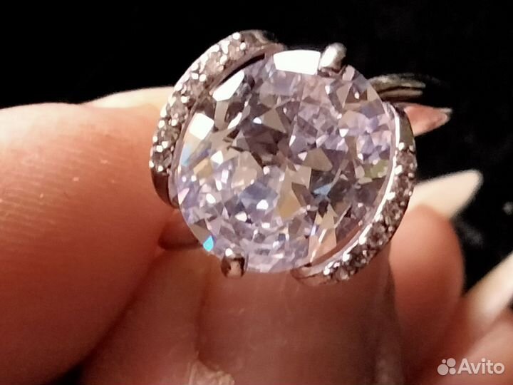 Серебряное кольцо