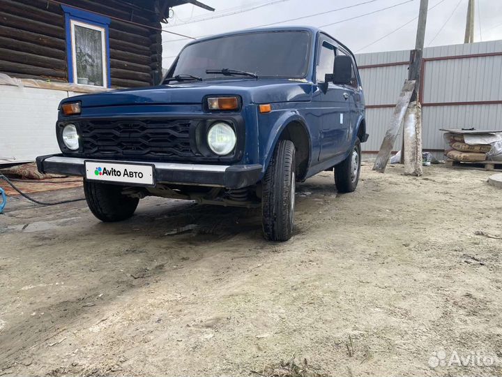 LADA 4x4 (Нива) 1.7 МТ, 2001, 140 000 км