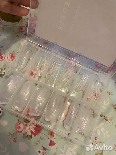 Для наращивания ногтей