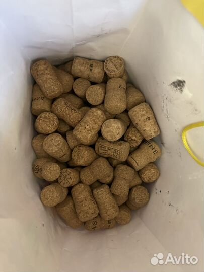 Пробки от шампанского