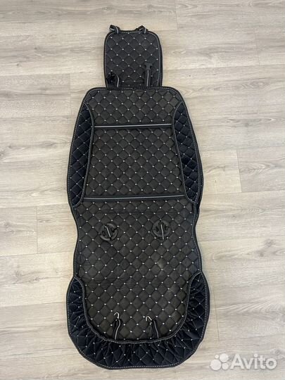 Нове авточехлы комплект