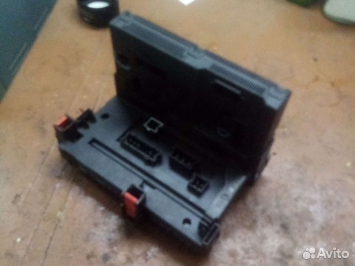 Блок предохранителей Mercedes S W221 211