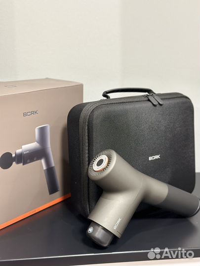 Массажер Bork D612 gg