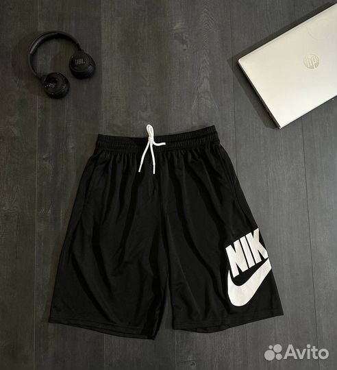 Стильные шорты nike (хит 2024)