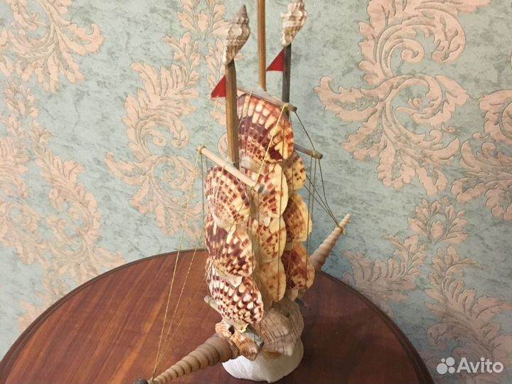 Кораблик из ракушек