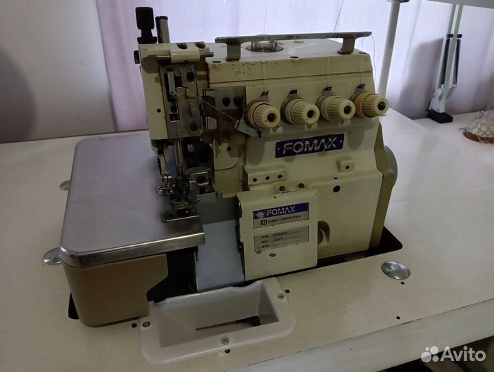 Оверлок промышленный 5-и ниточный