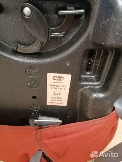 Автокресло chicco universal (9-36) кг