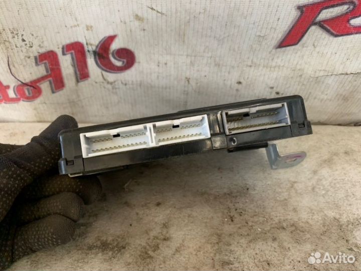 Блок комфорта Hyundai Elantra 4