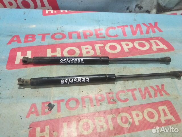 Амортизатор крышки багажника Вольво S80