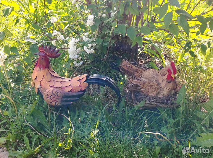 Декоративные петух и курица