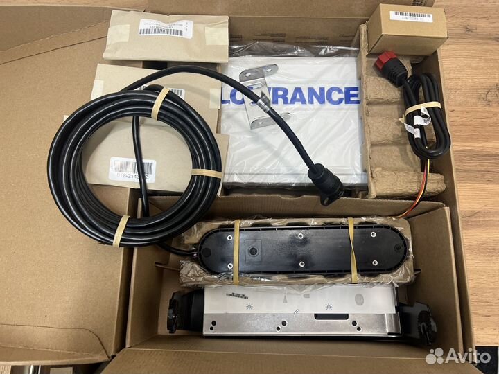 Lowrance Elite 9 FS с картой глубин