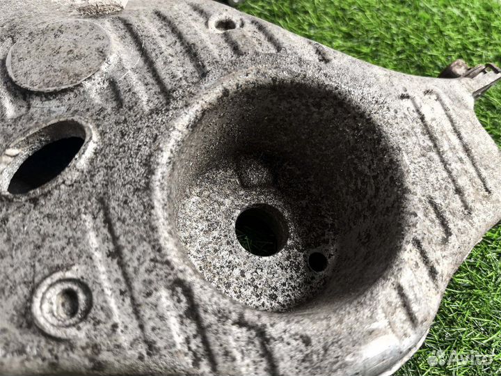 Рычаг подвески задний левый Jaguar F-Pace JGA 2016