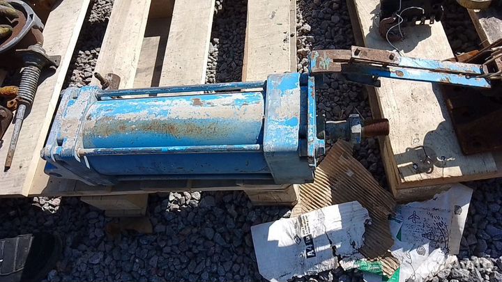 Пневмоцилиндр пц-1412