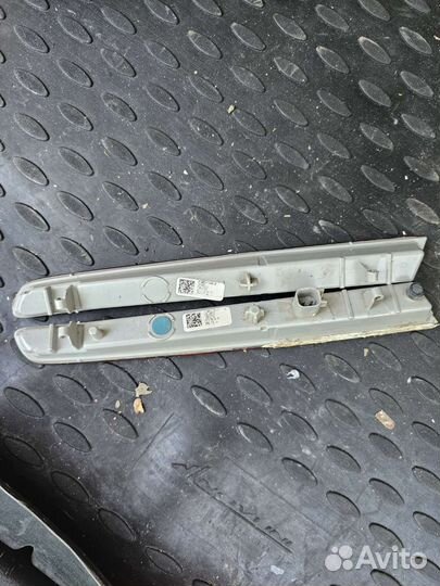 Противотуманки на Ford Explorer V