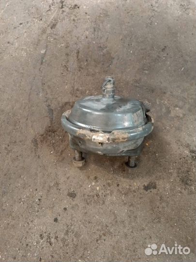 Энергоаккумулятор передний DAF XF 105 2009