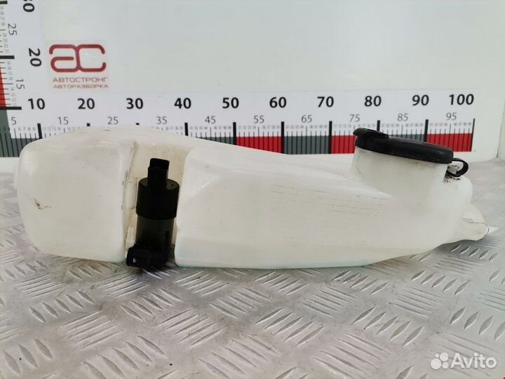 Бачок омывателя для Dacia Duster 8200609549