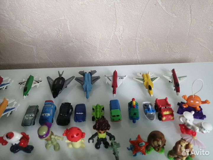 Игрушки из киндера скрепыши