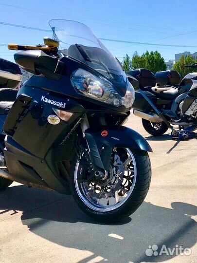 Kawasaki GTR1400