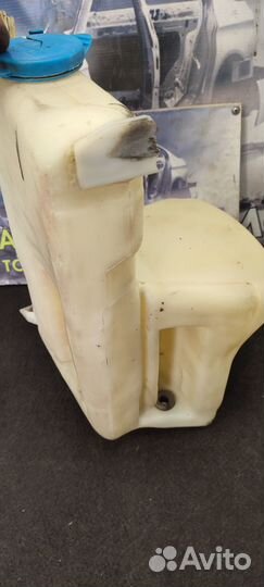 Бачок омывателей Audi 100 C4