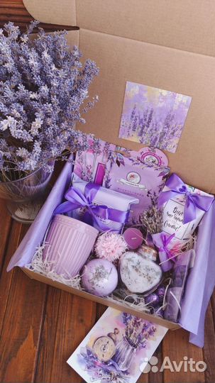 Подарочные наборы, боксы, букеты