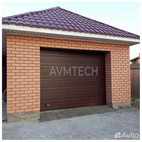 Секционные ворота