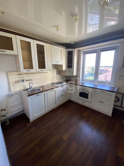 3-к. квартира, 64 м², 5/10 эт.