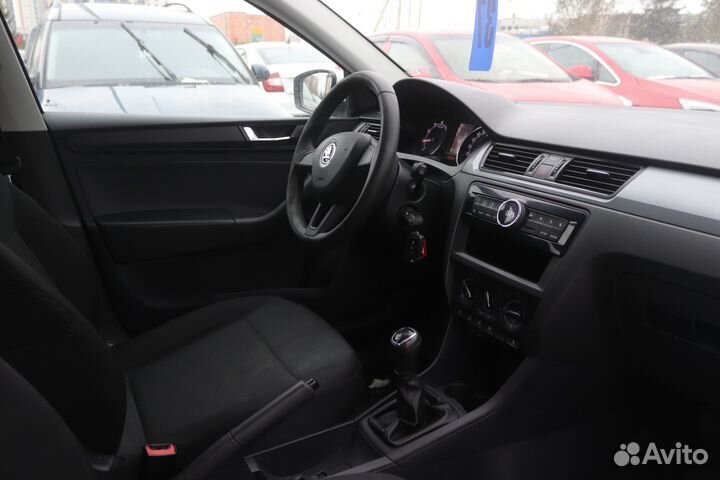 Skoda Rapid 1.6 МТ, 2017, 160 000 км