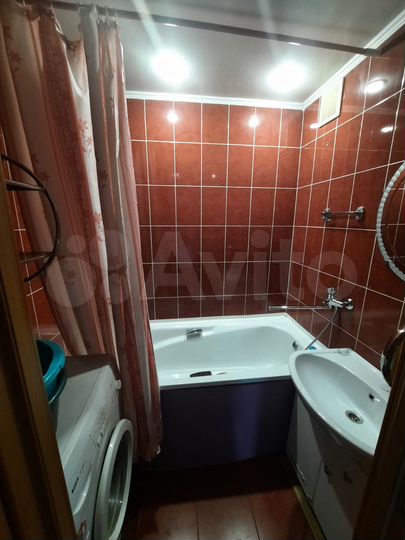 2-к. квартира, 49 м², 4/9 эт.