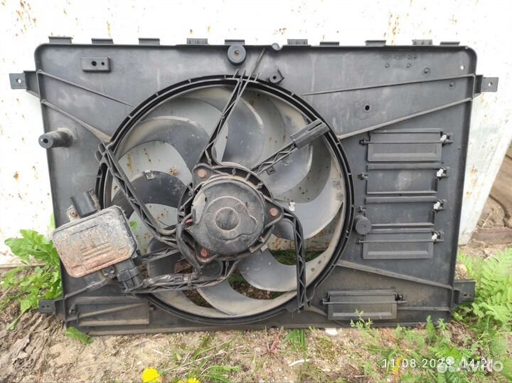 Вентилятор охлаждения в сборе