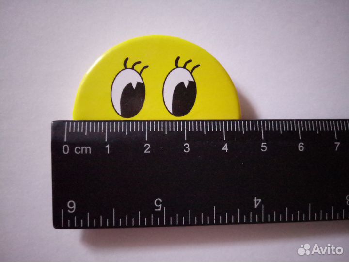 Продаю Смайлики - значки
