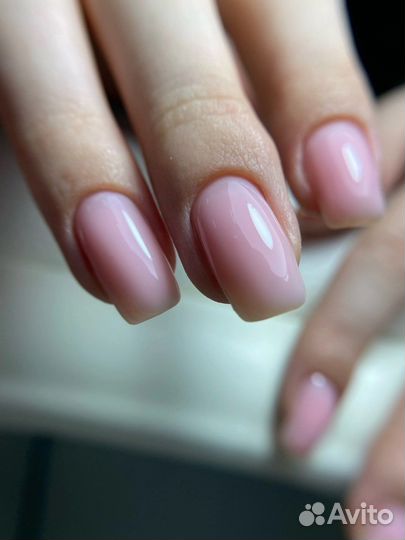 Маникюр педикюр