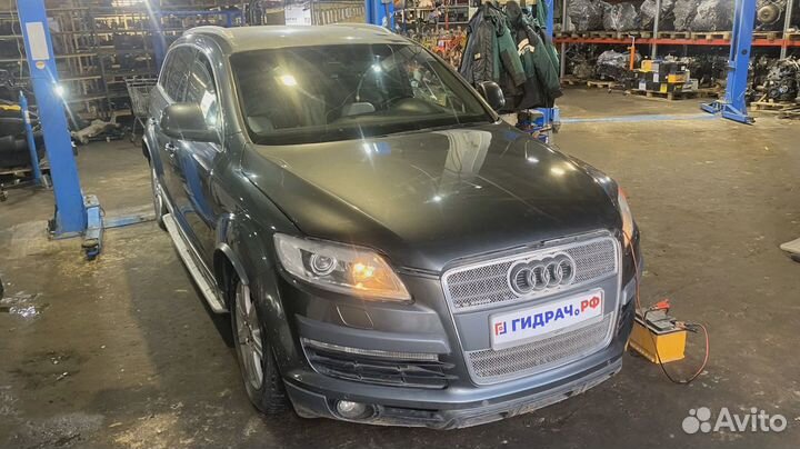 Насос омывателя фар Audi Q7 (4L) 3B0955681