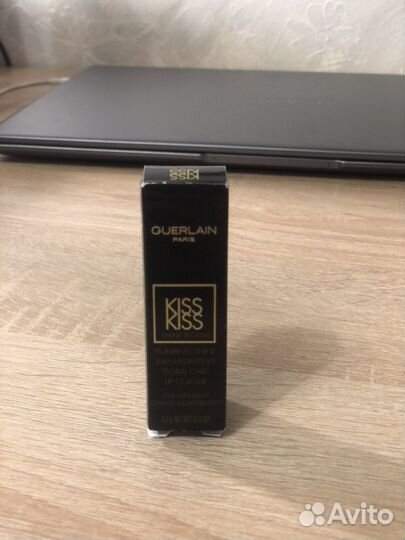 Помада guerlain kiskis Shine Bloom Lipstick