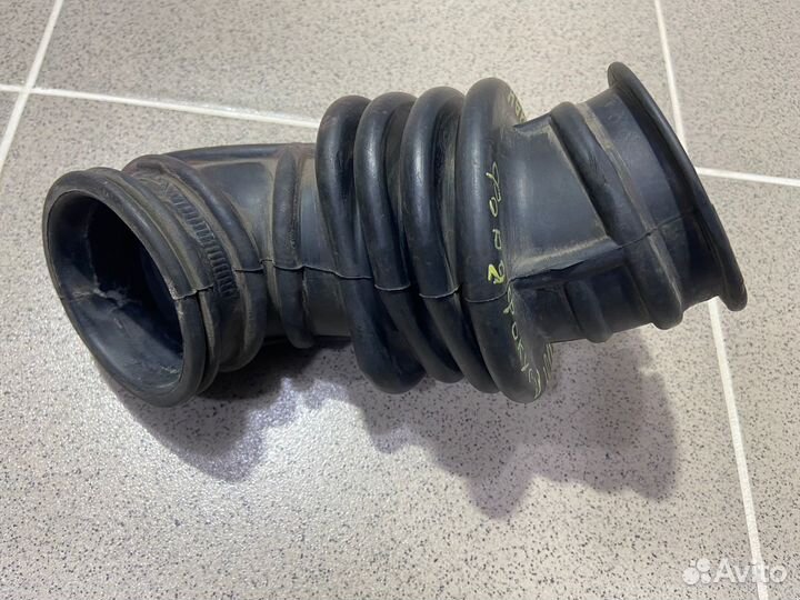 Патрубок воздухозаборника Ford Focus 3 2012 г