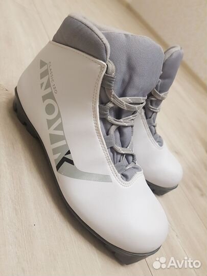 Лыжные ботинки классические